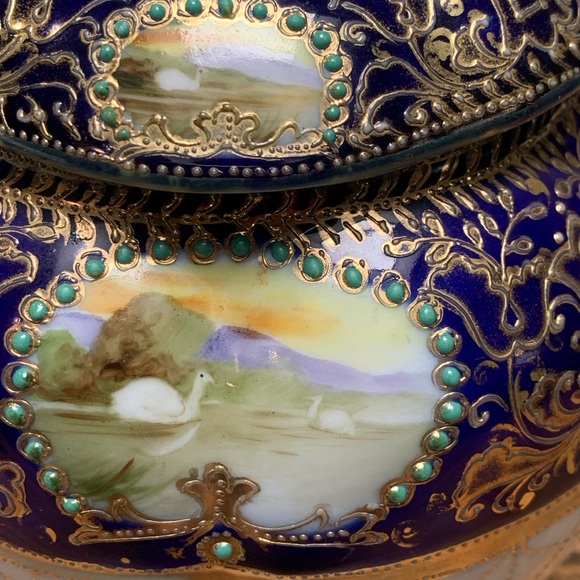 Nippon Vintage Ornate Blue and Gold Covered Jar With Landscape Scenes - Picture 16 of 16